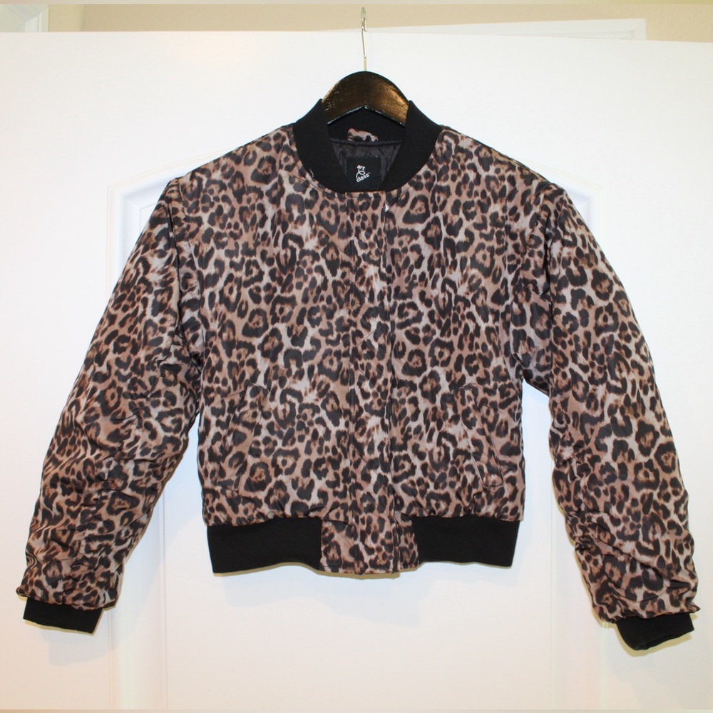 Leopard bomber jacket (girls XL or 14) (NWOT)
